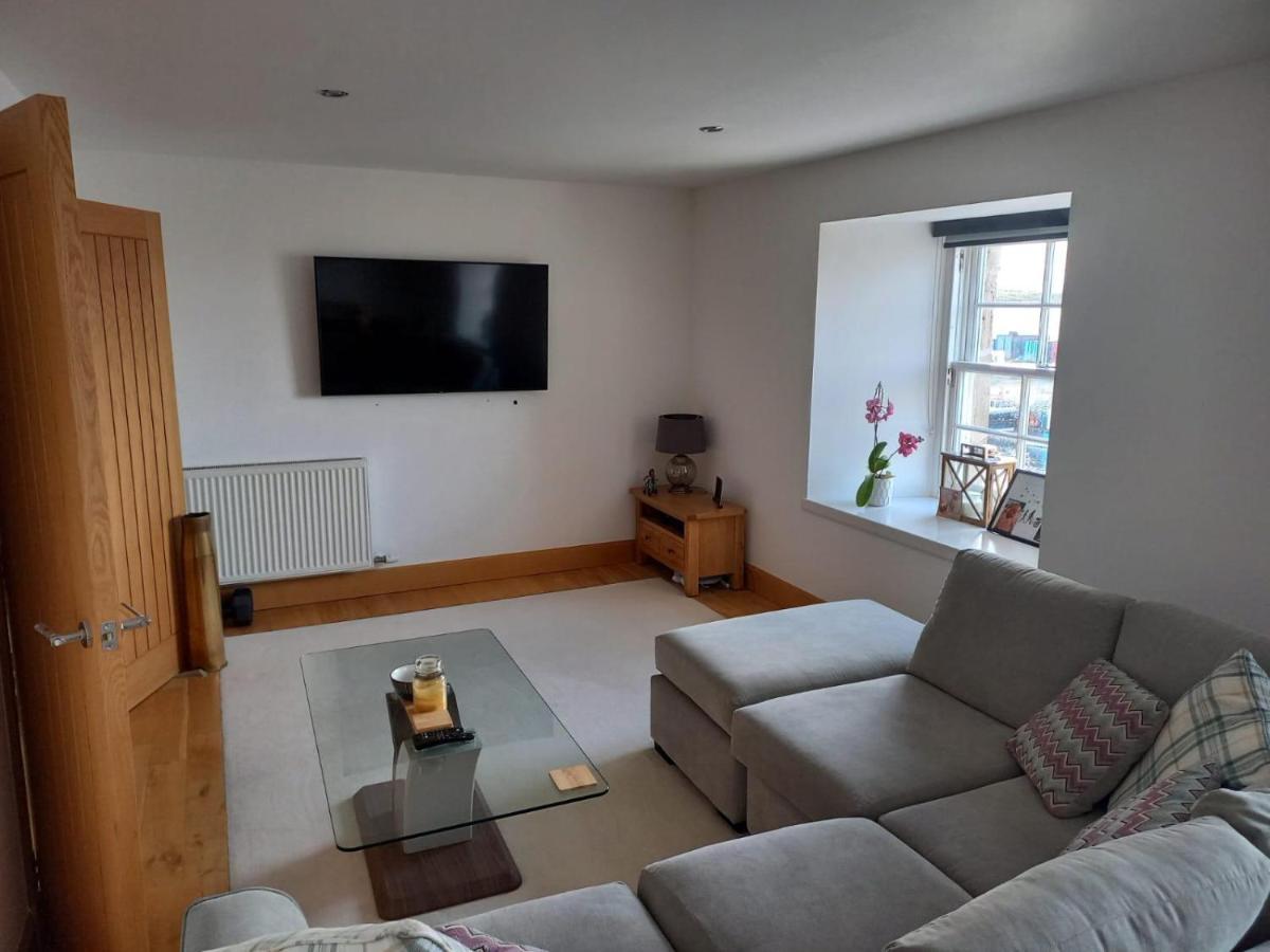 Telford Escape Appartement Elgin Buitenkant foto